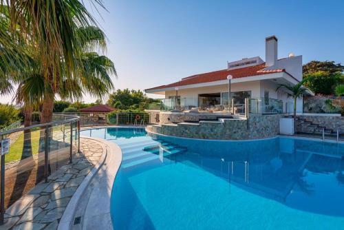 Giakoumakis Luxury-private Villa