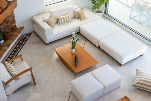 Giakoumakis Luxury-private Villa