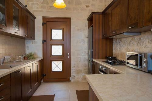 Faethon Villa