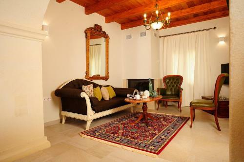 Hawk Villa, Nature Essence!