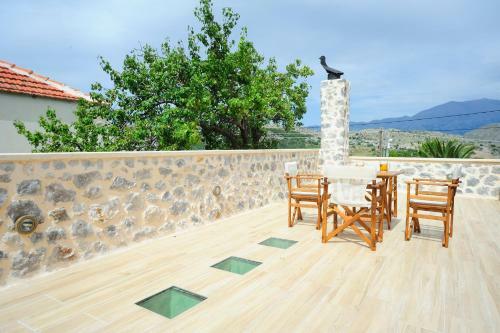 Hawk Villa, Nature Essence!
