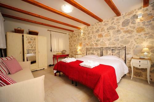 Hawk Villa, Nature Essence!