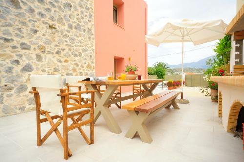 Hawk Villa, Nature Essence!
