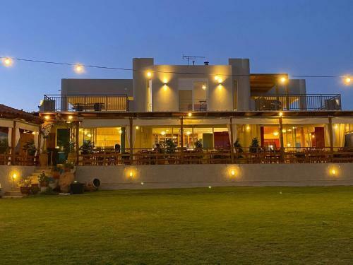 Houmas Apartments