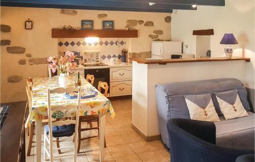 Holiday Home Prat An Ilis