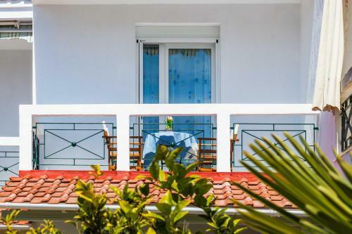Gerakini Sunshine Holiday Homes