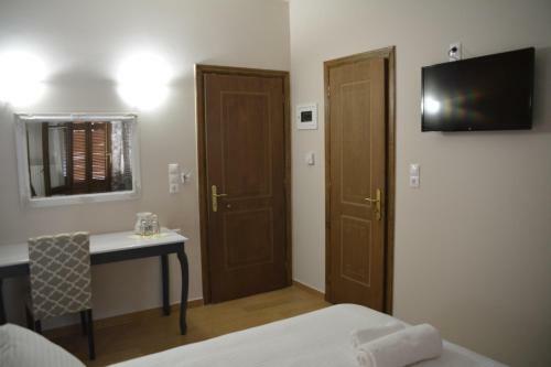 Hotel Zarouchla Inn