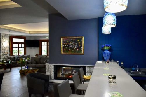 Hotel Zarouchla Inn