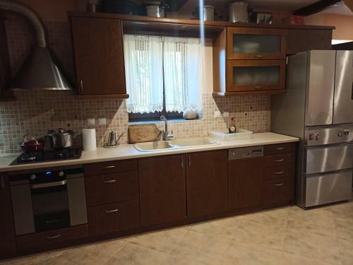 Apartamento Iris' Traditional Stone House
