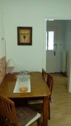 Villa Volos Traditional Beach House 2
