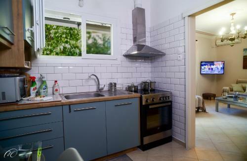 Mary's Dreamy Maisonette