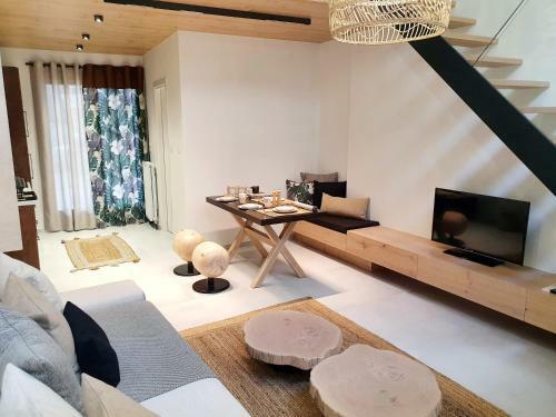 Apartamento ??ho Katoikia