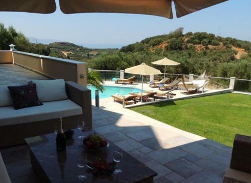 Provarma Hills Luxury Villa Gerani