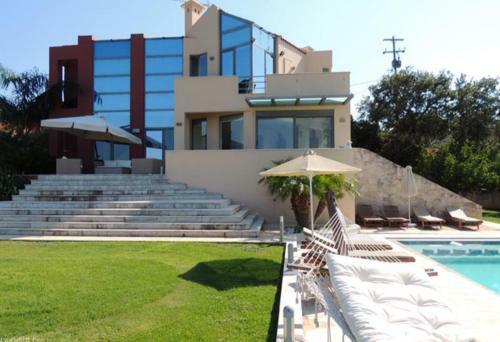 Provarma Hills Luxury Villa Gerani