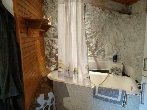 Wellanidia Cottage Skoutari