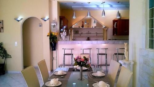 Christianna House