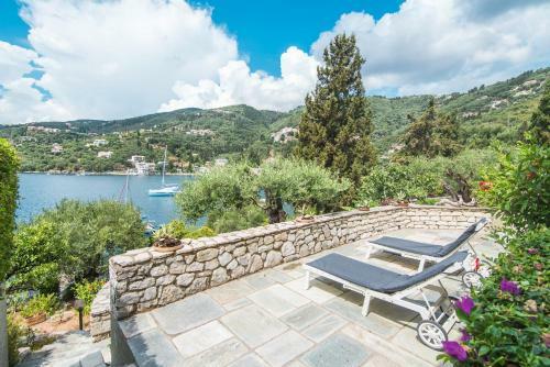 Kala.mia Charming Sea View Villa