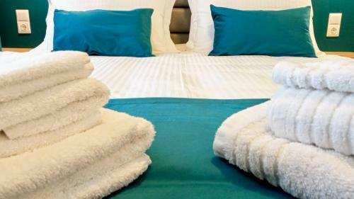 Epan Luxury Apartments