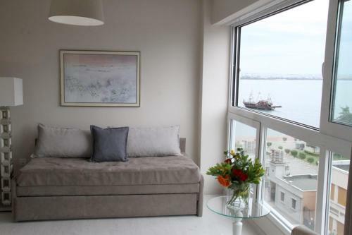 Waterfront Luxury Sea View Apartment