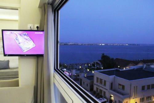 Waterfront Luxury Sea View Apartment