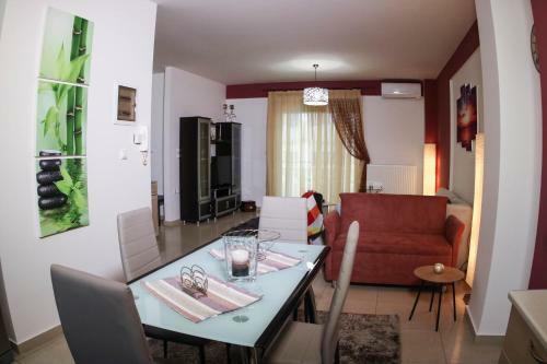 Port View Apartment
