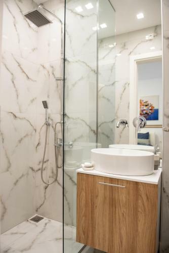 Apartamento Leiland #colony_white_tower_suite