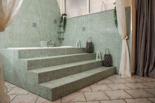 Luxury Apartments In Skg