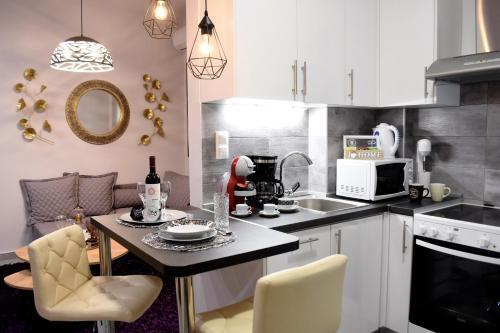 Apartamento Kosmima Deluxe Apt.(must)