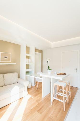 Apartamento Lori Margariti Sea View Flat