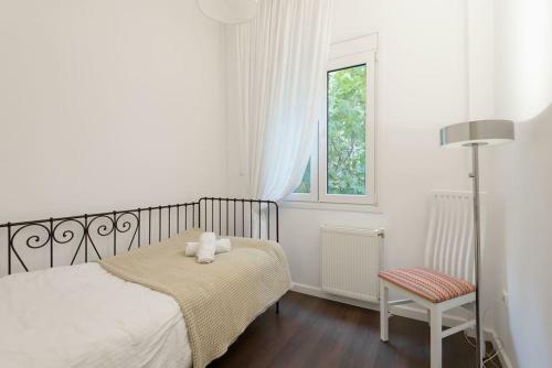 Roman Market- Upper Aristitelous Sq Luxury Apartment