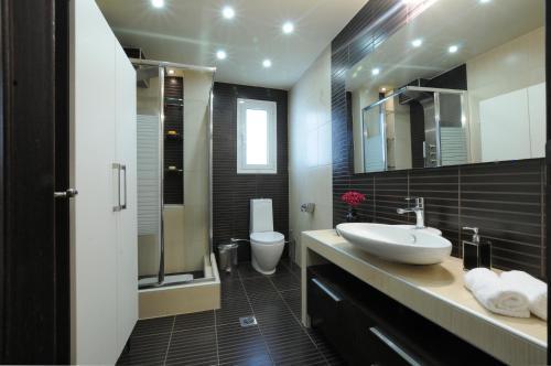 F & B Collection - Apartment For 3