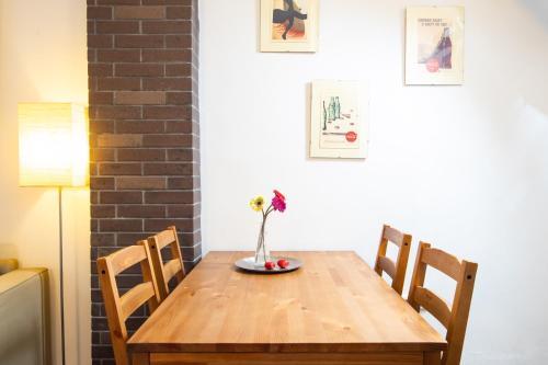 F & B Collection - Apartment For 3