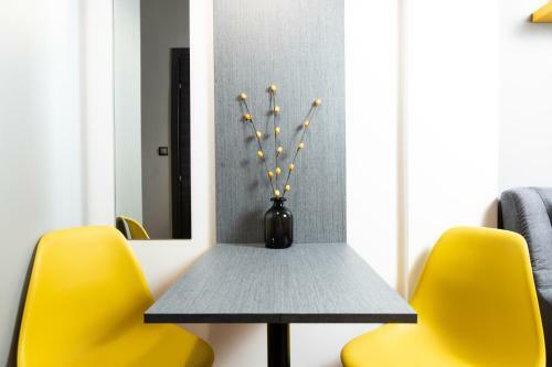 Apartamento Downtown Luxury Boutique Suites : The Yellow Suite