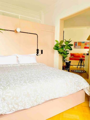 Downtown Boutique Apartment