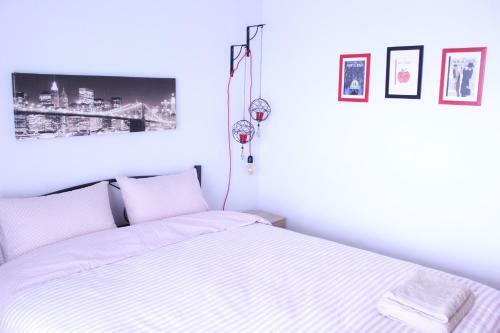 Unique Skyview Apartment-downtown