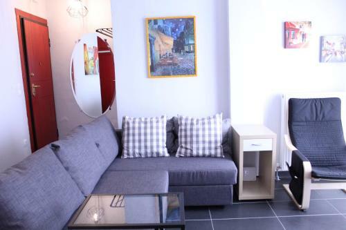 Unique Skyview Apartment-downtown