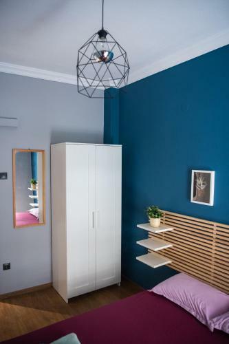 Grey & Cozy Luxury Apartment