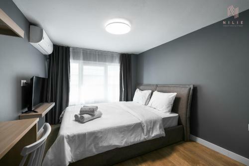 Denizen Boutique Apartments, Nilie Hospitality Mgmt