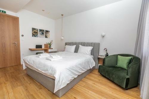 Septa Studios By Skg Apartments