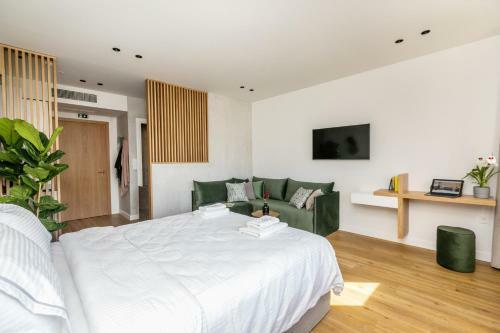 Septa Studios By Skg Apartments