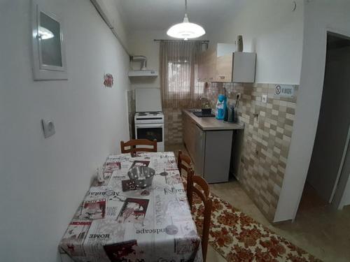 Kosta's Apartment 2