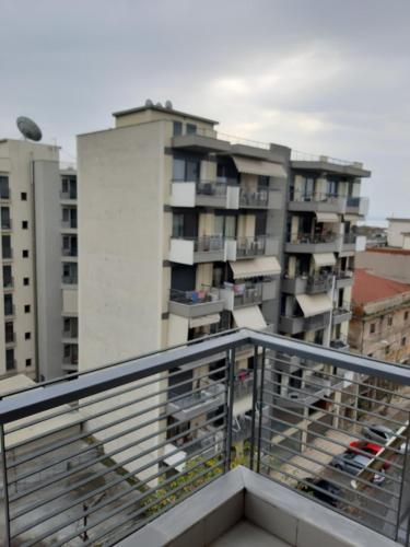 Kosmos Service Apartment Open View 2