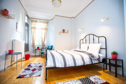 Apartamento Ministry Mansion (skg)
