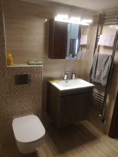 Comfortable Apartment In Kato Toumpa