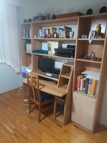 Comfortable Apartment In Kato Toumpa