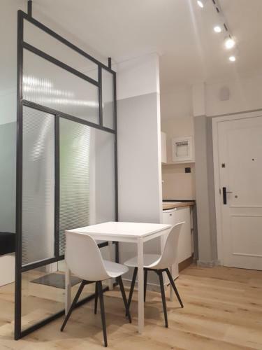 Apartamento Agias Sofias Square Stunning Suite