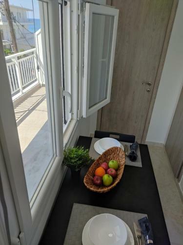 El Mar Apartments