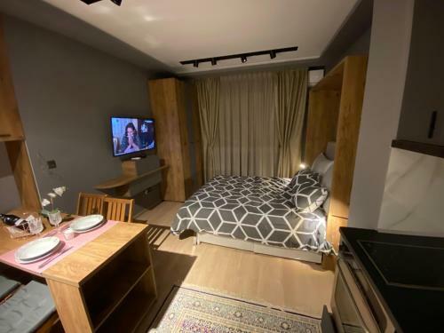 Luxury Apartment In Aristotelous Square