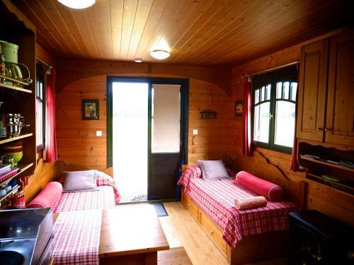 Hostal La Dor�pontaise