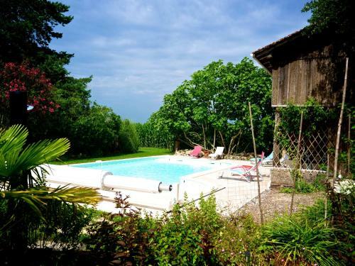 Hostal La Dor�pontaise